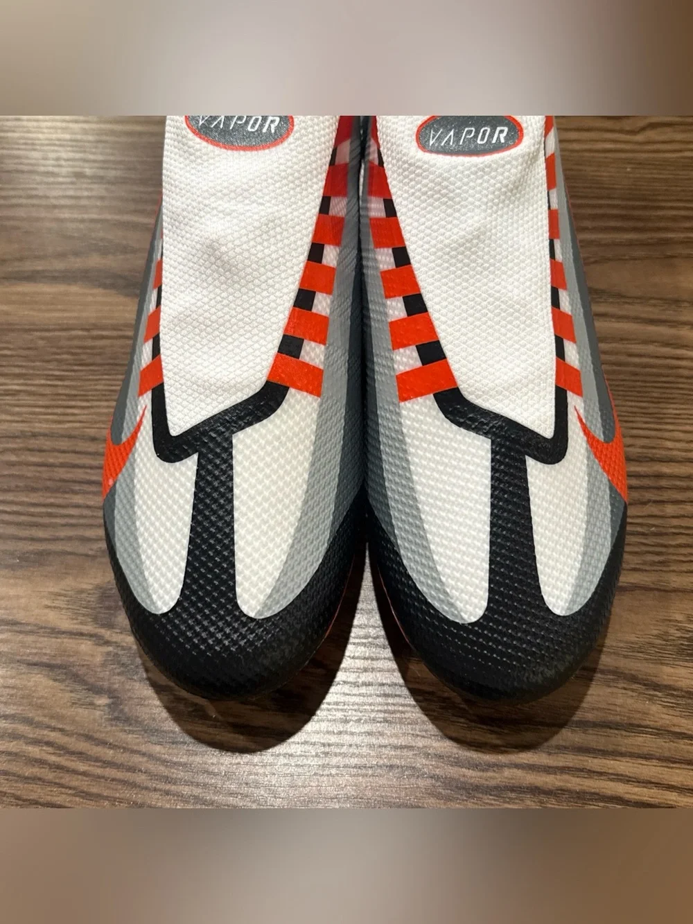 Size 12.5 Nike Vapor Edge Pro 360 Orange Black White Football Cleats DV0778-004